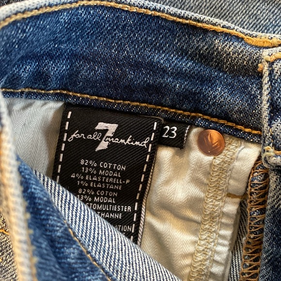 7 For All Mankind High Rise Luxe Vintage Boyfriend Jeans NWT - Picture 6 of 8